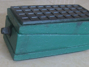 S78-2系列三層減震墊鐵