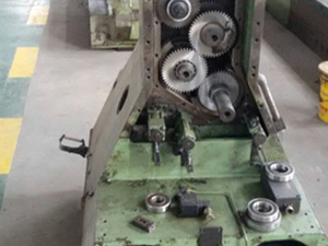 設(shè)備檢修現(xiàn)場(chǎng)